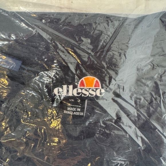 NEW Ellesse Driletto Tee Navy Small - Picture 6 of 8